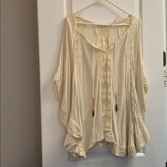 Free People Tunic / Cover up Blouse / Cape - Picture 2 of 8